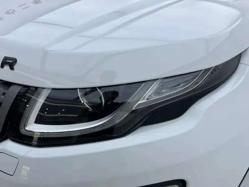 Range Rover Evoque 2016 2.0T Pure Luxury Edition — миниатюра 7