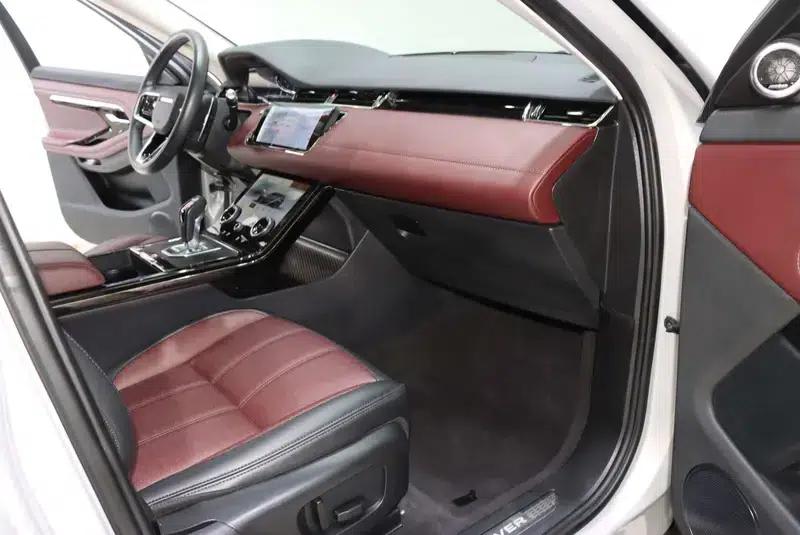Range Rover Evoque 2021 Model: Evoque L 249PS R-Dynamic First Edition — миниатюра 12
