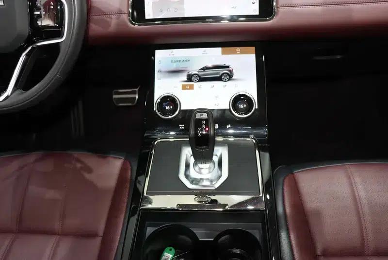 Range Rover Evoque 2021 Model: Evoque L 249PS R-Dynamic First Edition — миниатюра 13