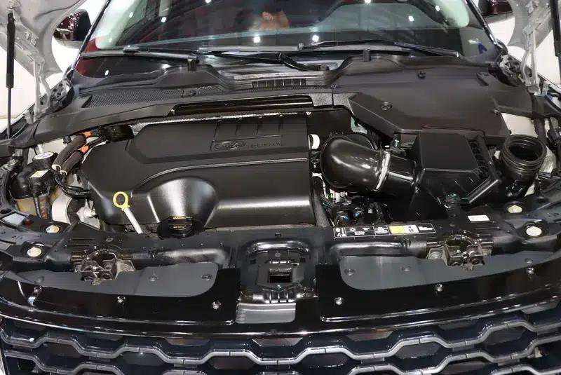 Range Rover Evoque 2021 Model: Evoque L 249PS R-Dynamic First Edition — миниатюра 8