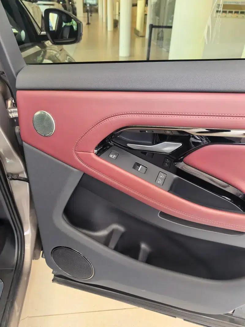 2024 Range Rover Evoque, Range Rover Evoque L 2.0T HSE Limited Edition — миниатюра 5