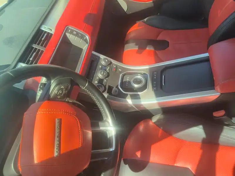 Range Rover Evoque 2015 2.0T 5-Door Fashion Edition — миниатюра 14