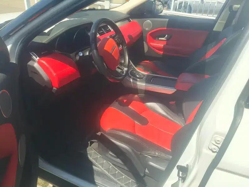 Range Rover Evoque 2015 2.0T 5-Door Fashion Edition — миниатюра 10