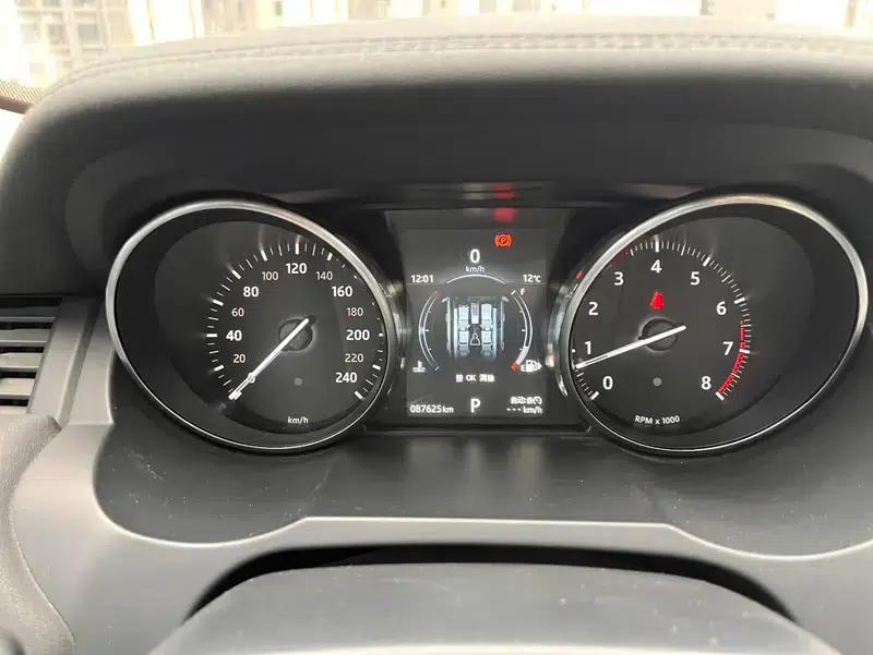 Range Rover Evoque 2016 2.0T SE Smart Edition — миниатюра 11