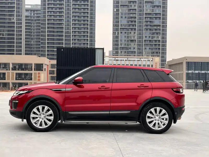 Range Rover Evoque 2016 2.0T SE Smart Edition — миниатюра 4