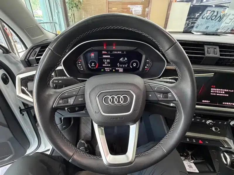 Audi Q3 2022 35 TFSI Progressive Dynamic — миниатюра 13