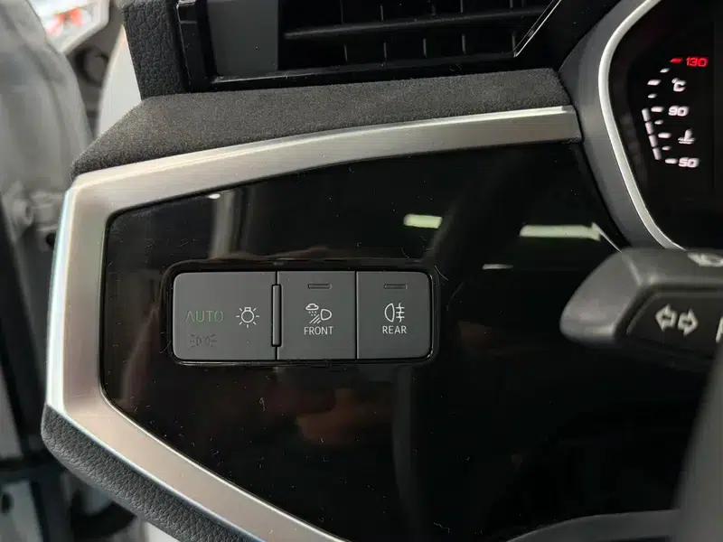 Audi Q3 2022 35 TFSI Progressive Dynamic — миниатюра 14