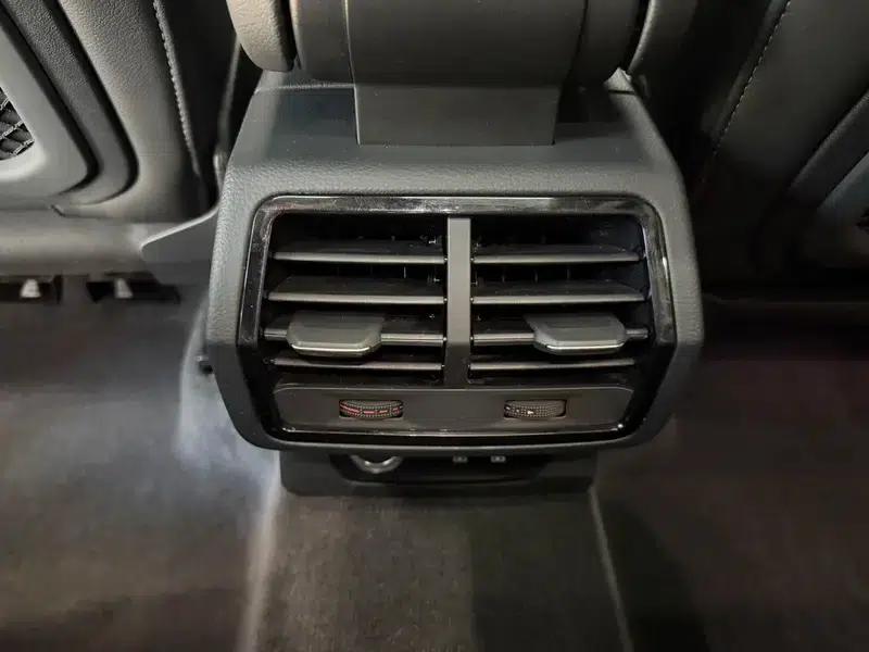 Audi Q3 2022 35 TFSI Progressive Dynamic — миниатюра 10