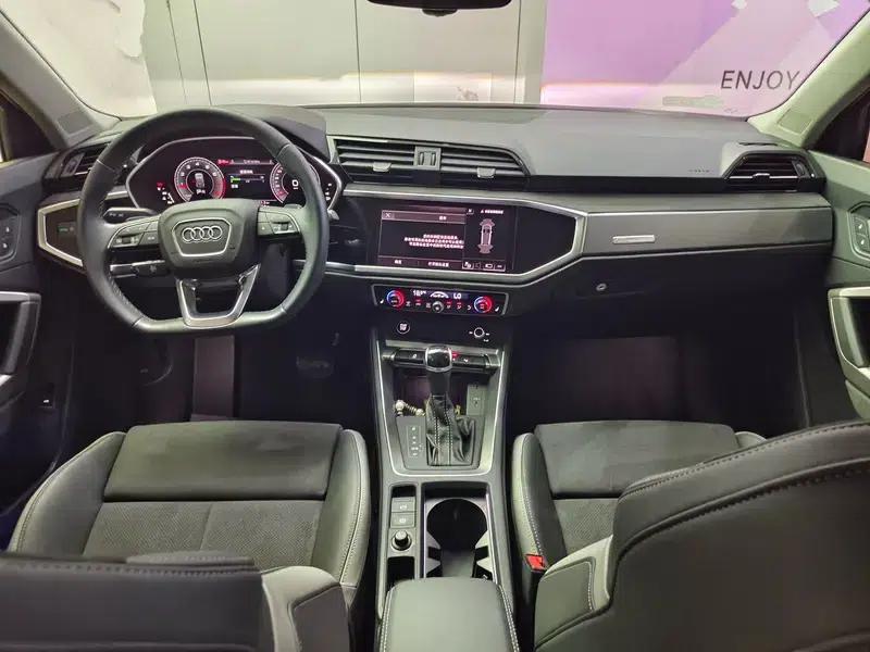 Audi Q3 2022 35 TFSI Fashion Dynamic Edition — миниатюра 13