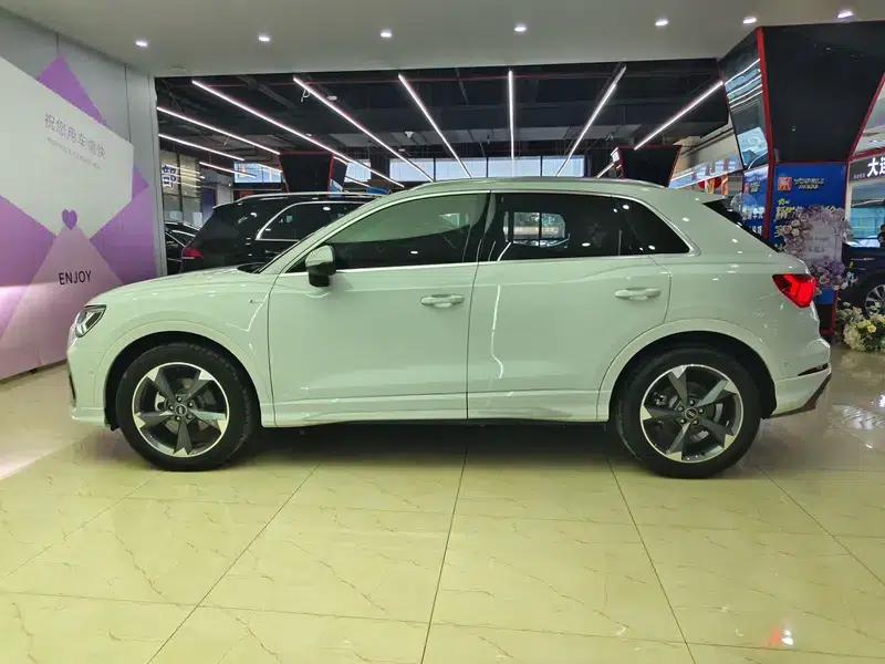 Audi Q3 2022 35 TFSI Fashion Dynamic Edition — миниатюра 4