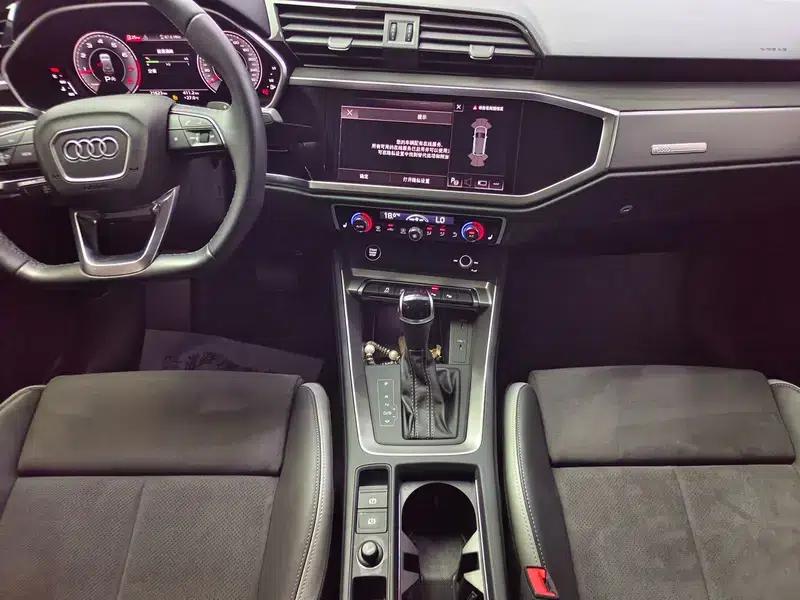 Audi Q3 2022 35 TFSI Fashion Dynamic Edition — миниатюра 10