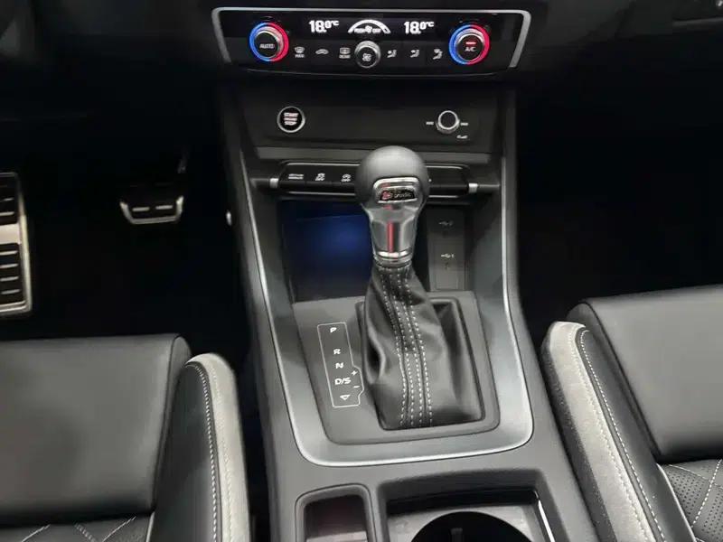 Audi Q3 2025 quattro 45th Anniversary Edition 40 TFSI Fashion Dynamic — миниатюра 22