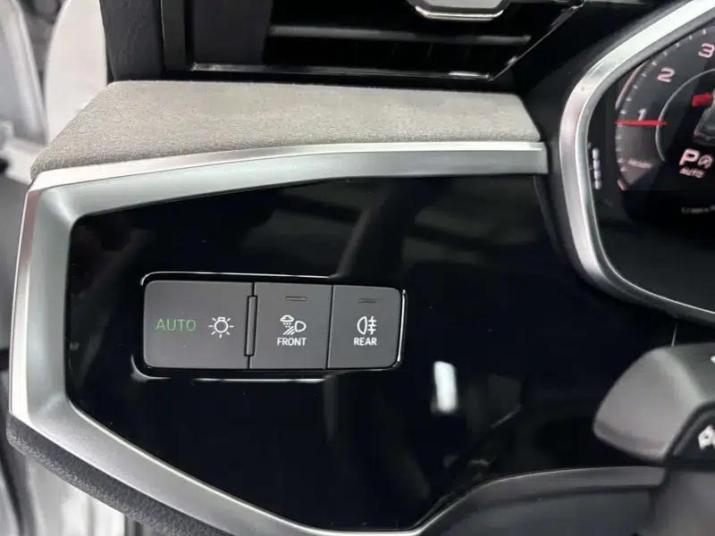 Audi Q3 2025 quattro 45th Anniversary Edition 40 TFSI Fashion Dynamic — миниатюра 23