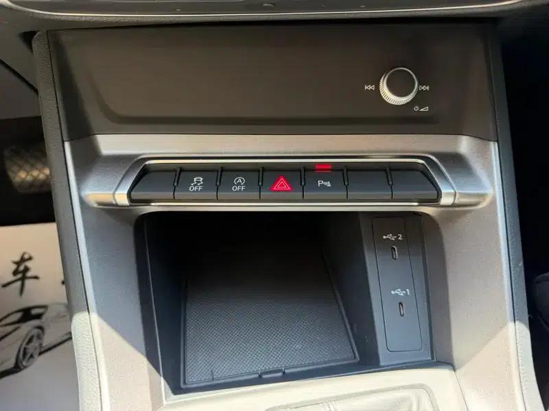 Audi Q3 2022 35 TFSI Progressive Dynamic — миниатюра 28