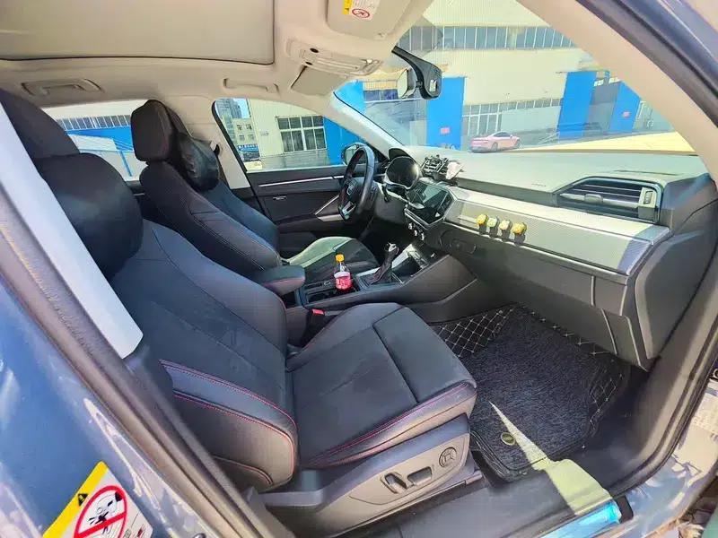 Audi Q3 2022 40 TFSI RS Package Sport Edition — миниатюра 14