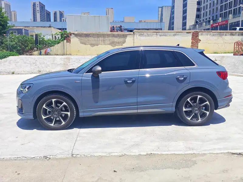 Audi Q3 2022 40 TFSI RS Package Sport Edition — миниатюра 4