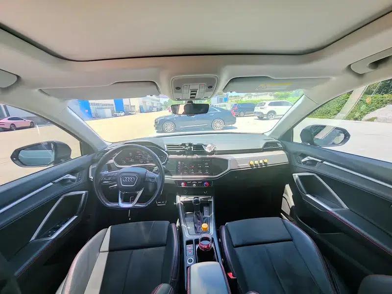 Audi Q3 2022 40 TFSI RS Package Sport Edition — миниатюра 8