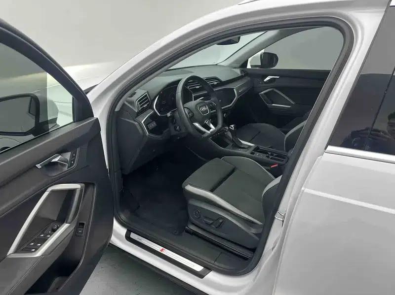 Audi Q3 2022 35 TFSI Fashion Dynamic Edition — миниатюра 16