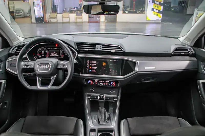 Audi Q3 2022 35 TFSI Fashion Dynamic Edition — миниатюра 12