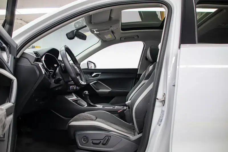 Audi Q3 2022 35 TFSI Fashion Dynamic Edition — миниатюра 18