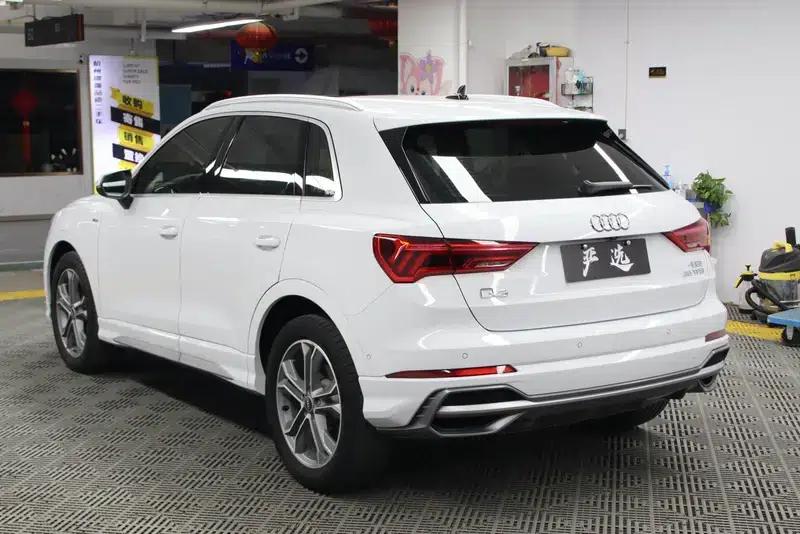 Audi Q3 2022 35 TFSI Fashion Dynamic Edition — миниатюра 4