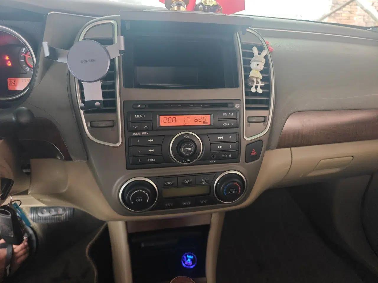 Nissan Sylphy 2009 1.6XE Automatic Comfort Edition — миниатюра 13