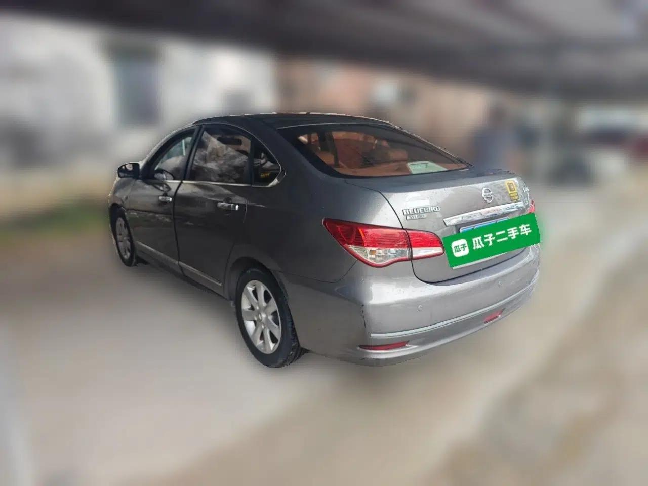 Nissan Sylphy 2009 1.6XE Automatic Comfort Edition — миниатюра 4