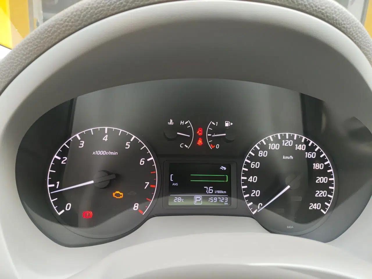 Nissan Sylphy 2012 1.6 XL CVT Luxury Edition — миниатюра 11
