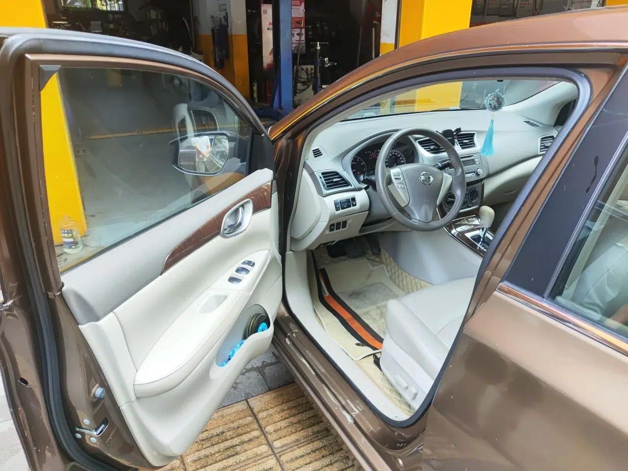 Nissan Sylphy 2012 1.6 XL CVT Luxury Edition — миниатюра 16