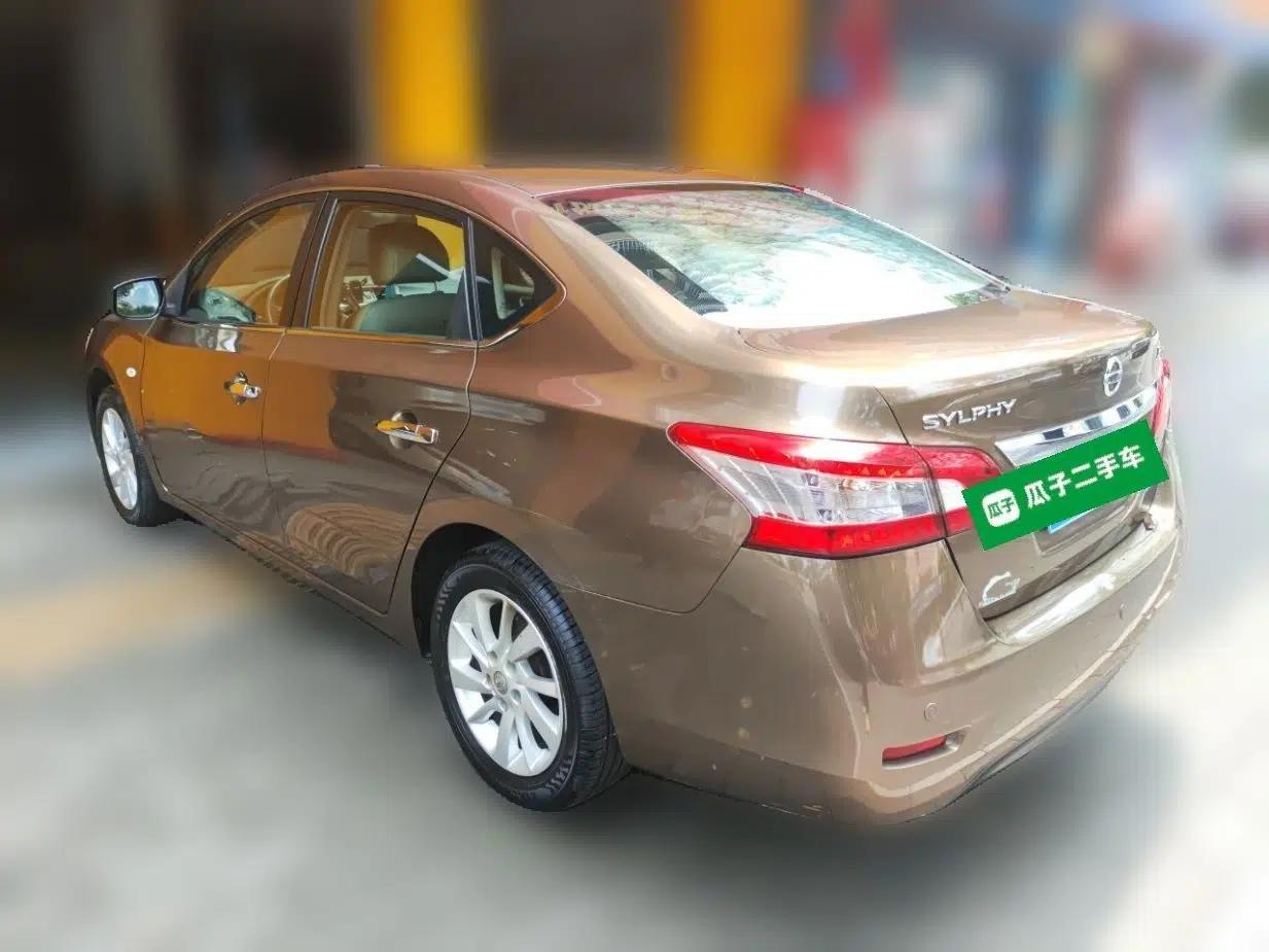 Nissan Sylphy 2012 1.6 XL CVT Luxury Edition — миниатюра 4