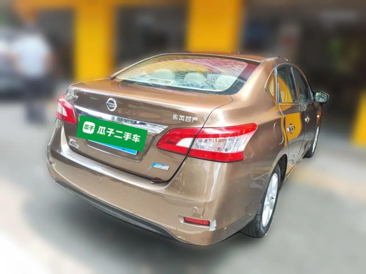 Nissan Sylphy 2012 1.6 XL CVT Luxury Edition — миниатюра 6