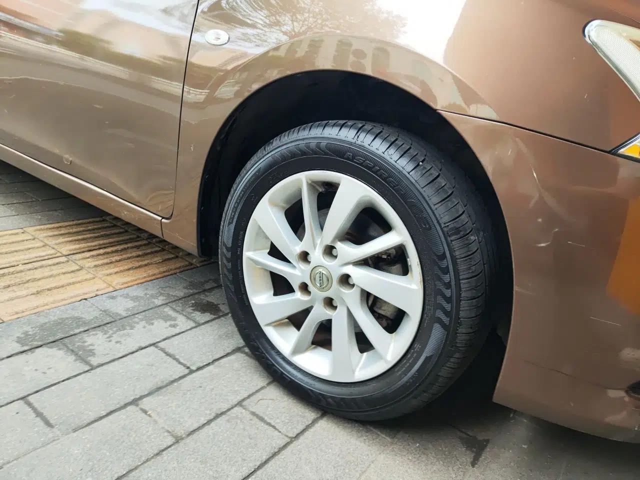 Nissan Sylphy 2012 1.6 XL CVT Luxury Edition — миниатюра 8