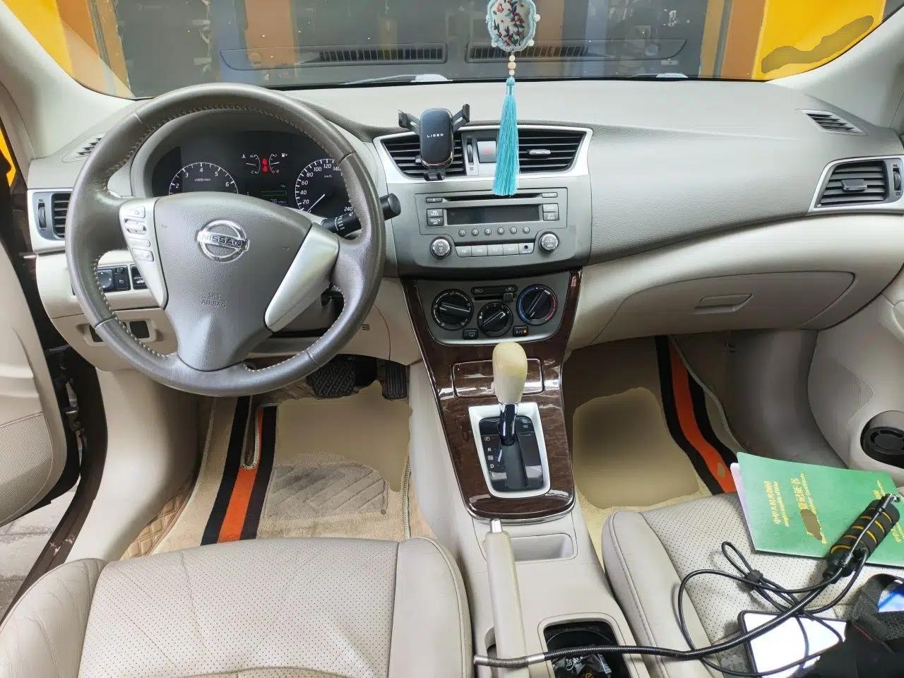 Nissan Sylphy 2012 1.6 XL CVT Luxury Edition — миниатюра 9