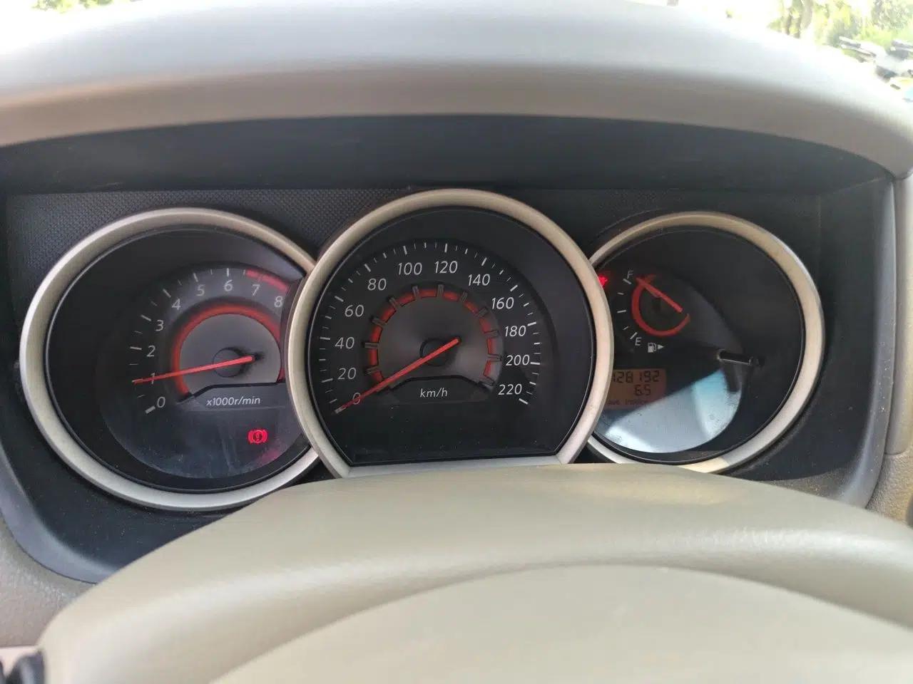 Nissan Sylphy 2012 Classic 1.6XE Manual Comfort Edition — миниатюра 11