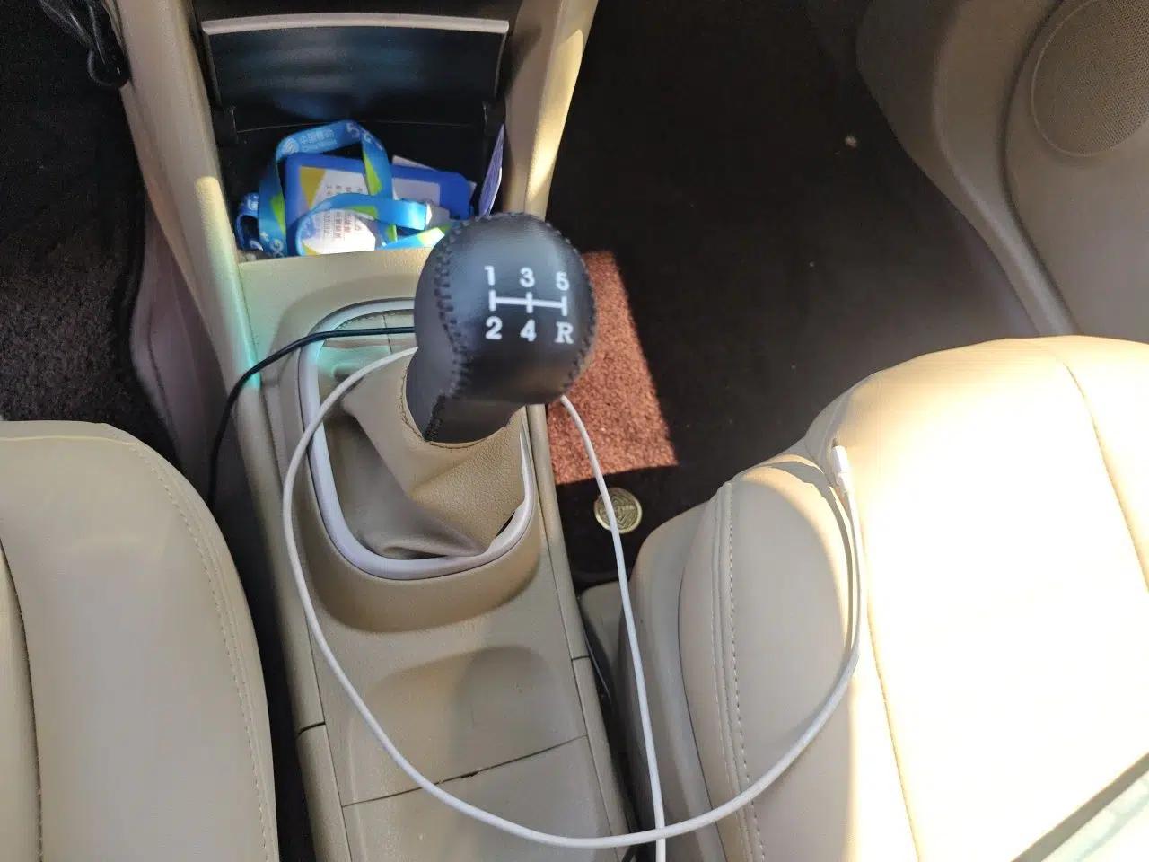 Nissan Sylphy 2012 Classic 1.6XE Manual Comfort Edition — миниатюра 14