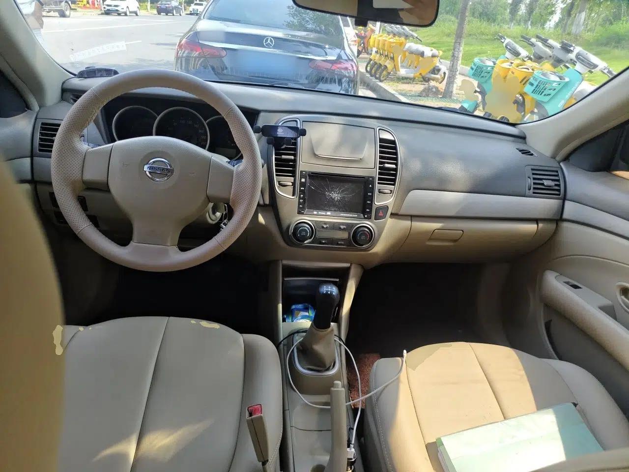 Nissan Sylphy 2012 Classic 1.6XE Manual Comfort Edition — миниатюра 9