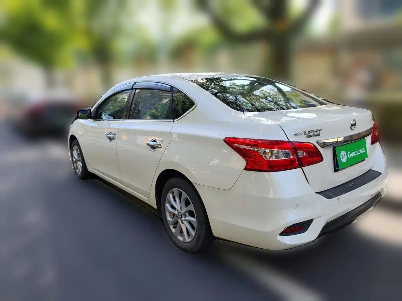 Nissan Sylphy 2021 Classic 1.6XL CVT Luxury Edition — миниатюра 4