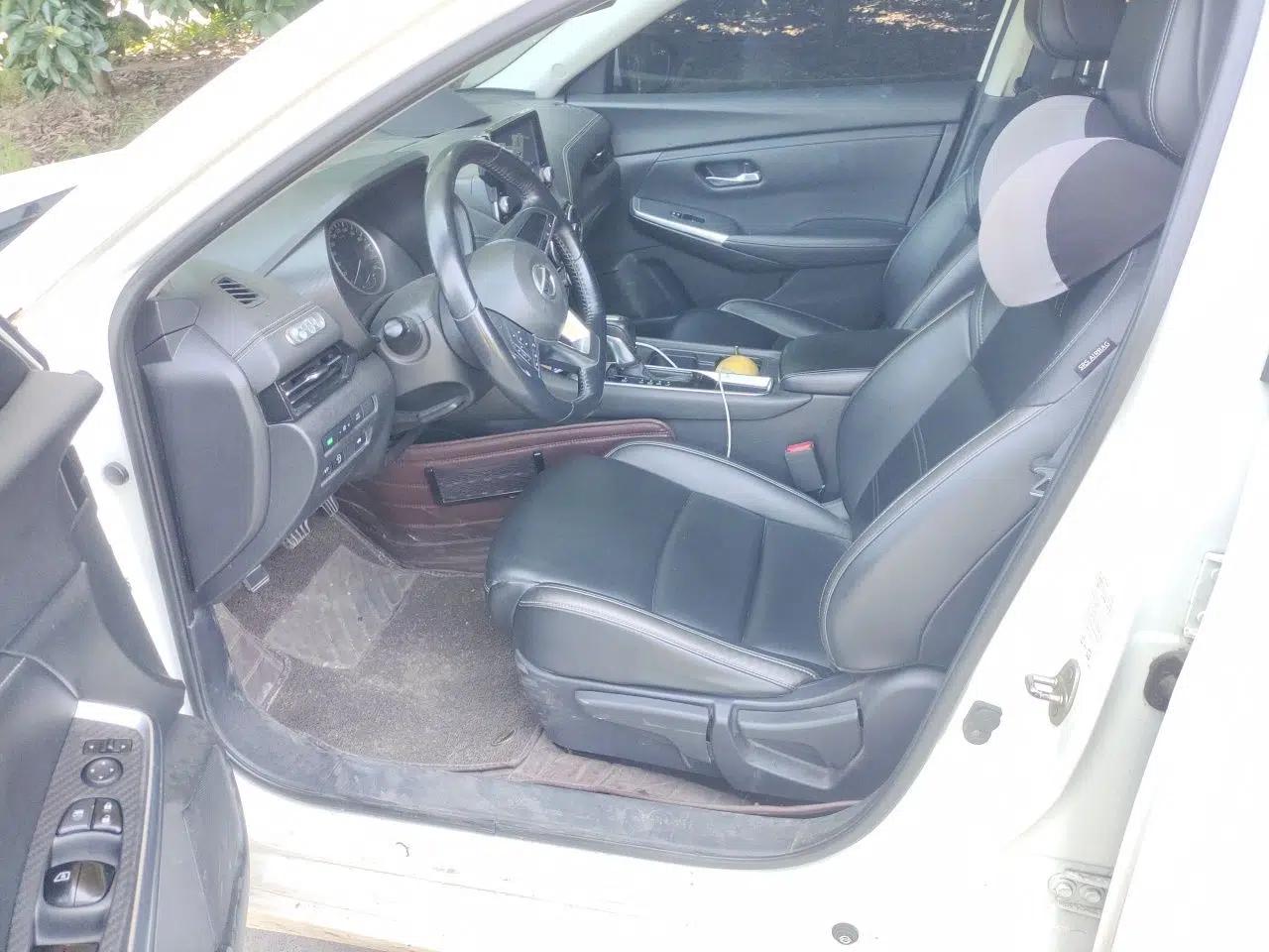 Nissan Sylphy 2020 1.6L XL CVT Enjoyment Edition — миниатюра 16