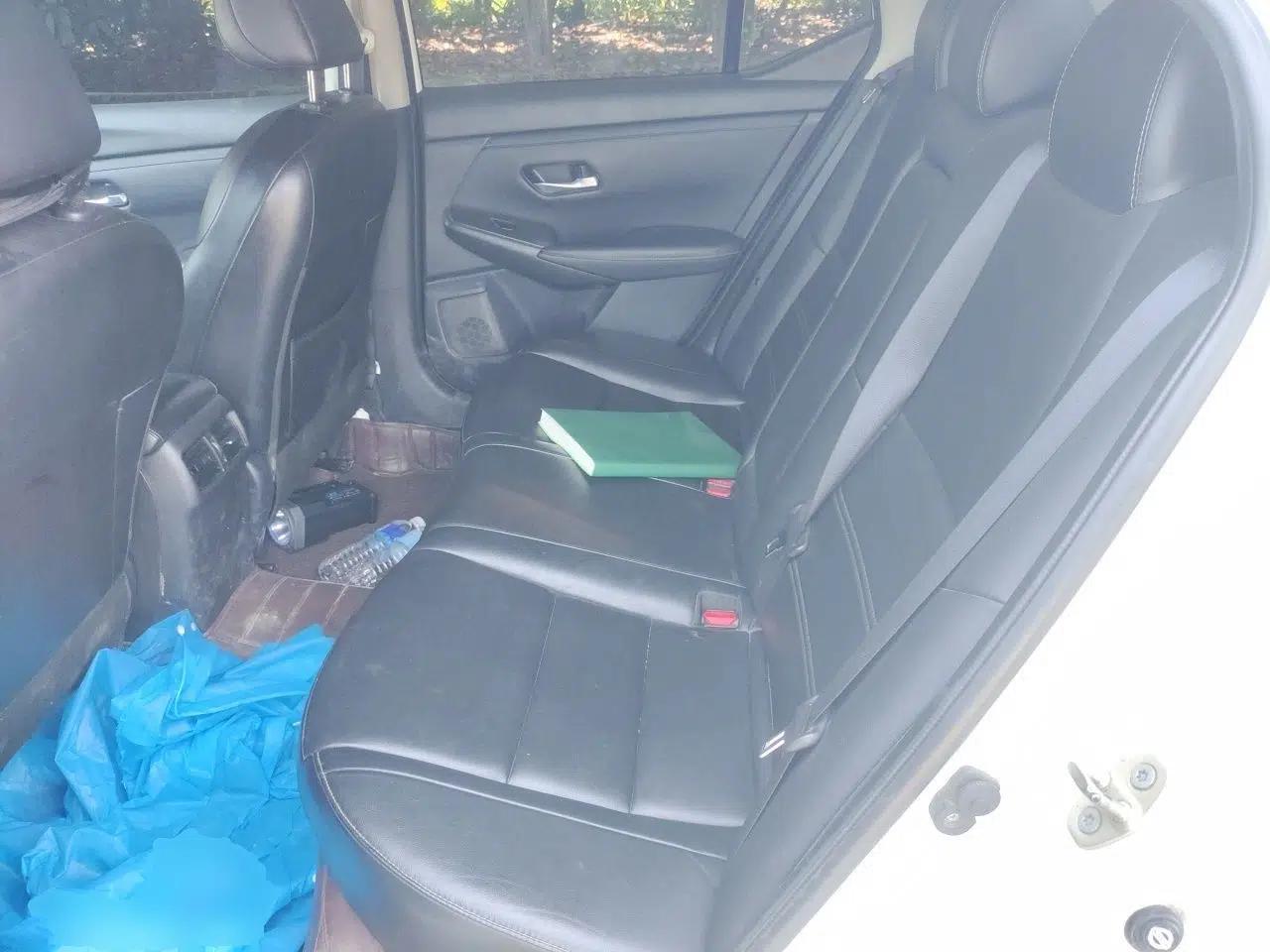Nissan Sylphy 2020 1.6L XL CVT Enjoyment Edition — миниатюра 17