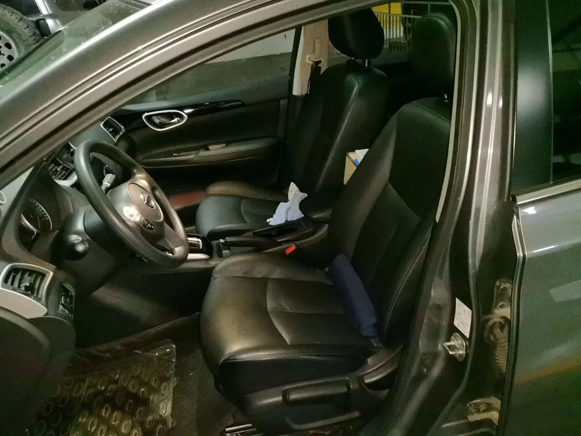 Nissan Sylphy 2016 1.6 XL CVT Deluxe Edition — миниатюра 15