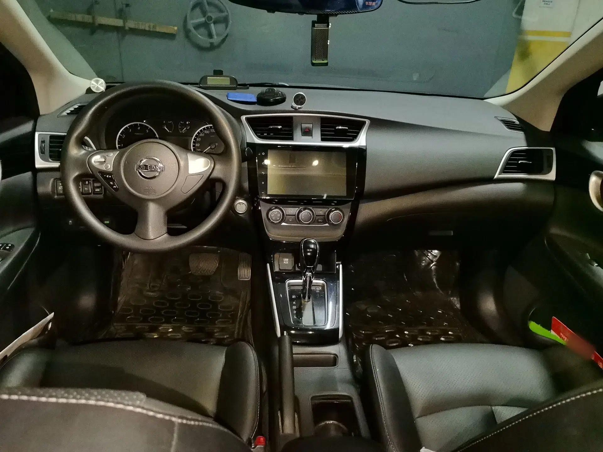 Nissan Sylphy 2016 1.6 XL CVT Deluxe Edition — миниатюра 9
