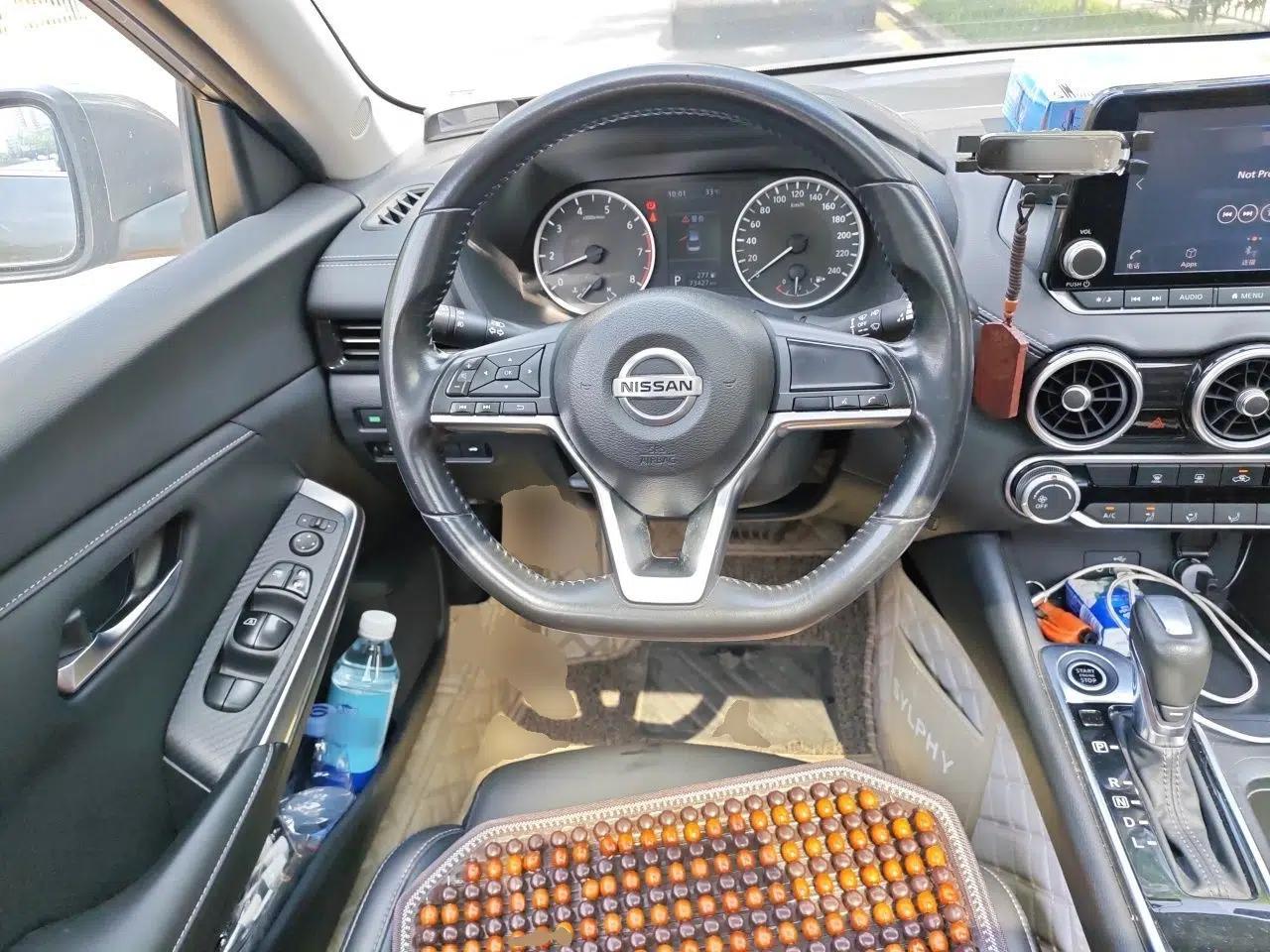 Nissan Sylphy 2020 1.6L XL CVT Enjoyment Edition — миниатюра 10