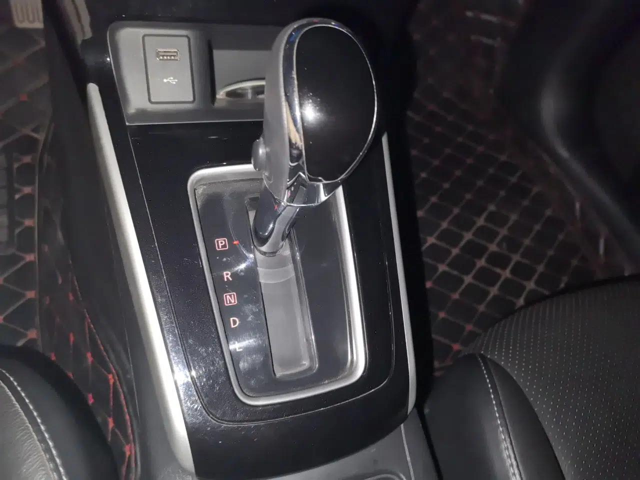 Nissan Sylphy 2019 1.6XV CVT Smart Connect Luxury Edition China VI Standard — миниатюра 14