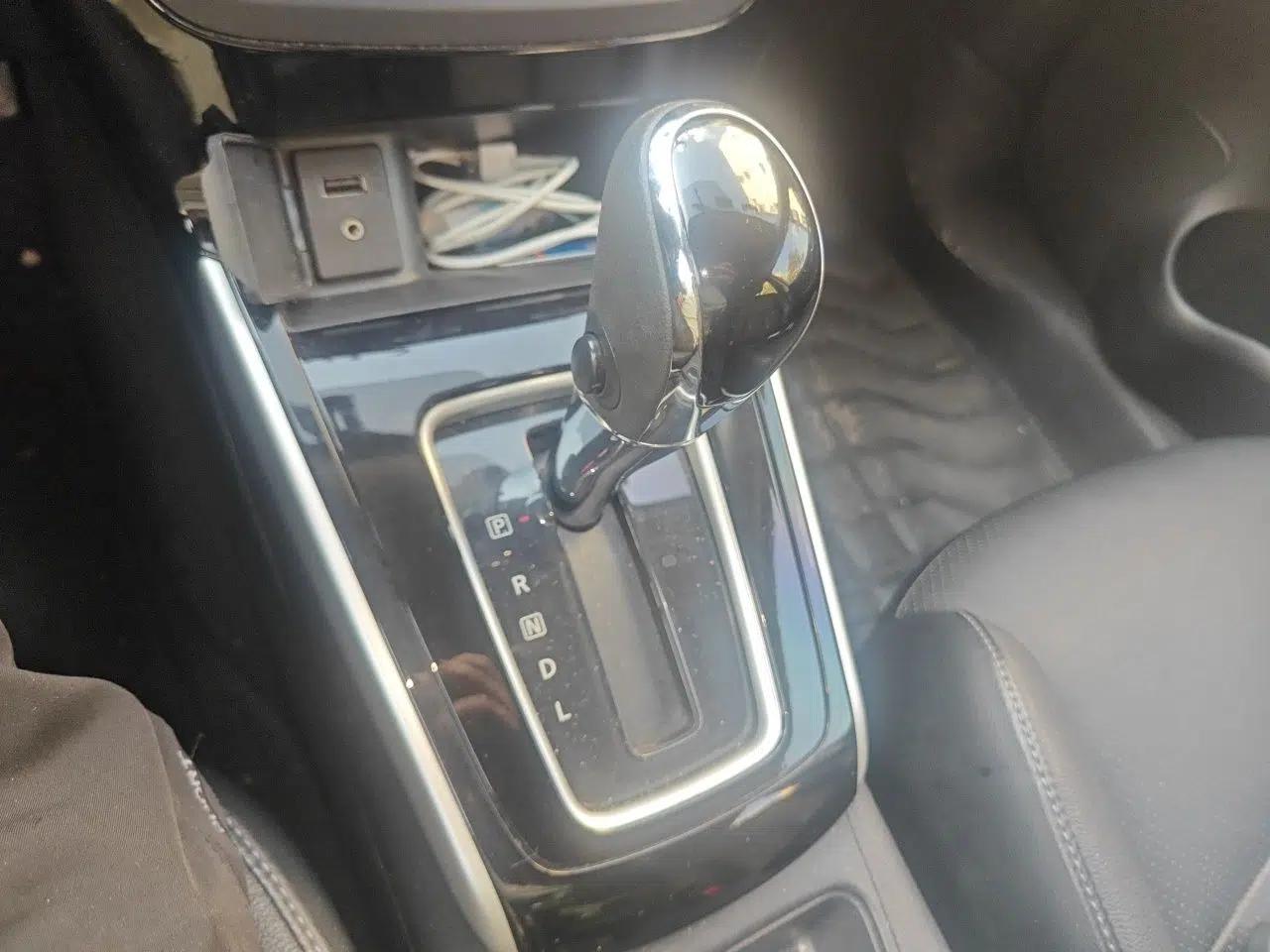 Nissan Sylphy 2016 1.6XV CVT Smart Enjoyment Version — миниатюра 11
