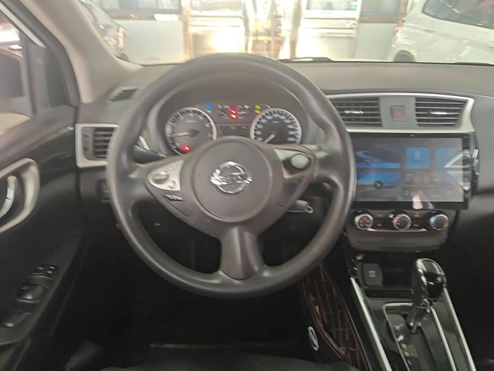 Nissan Sylphy 2016 1.6 XL CVT Luxury Edition — миниатюра 13