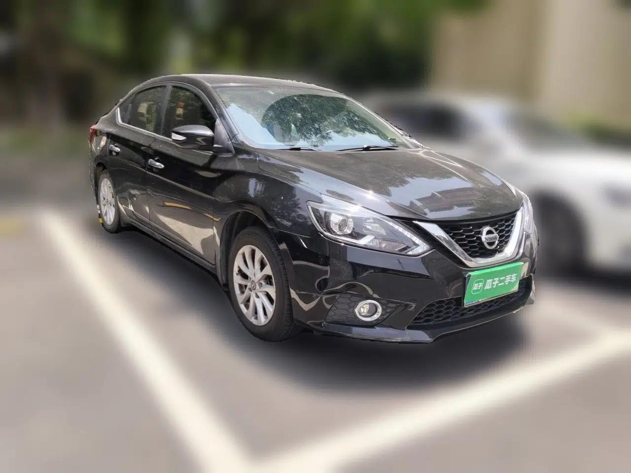 Nissan Sylphy 2018 1.6XV CVT Deluxe Edition — миниатюра 3