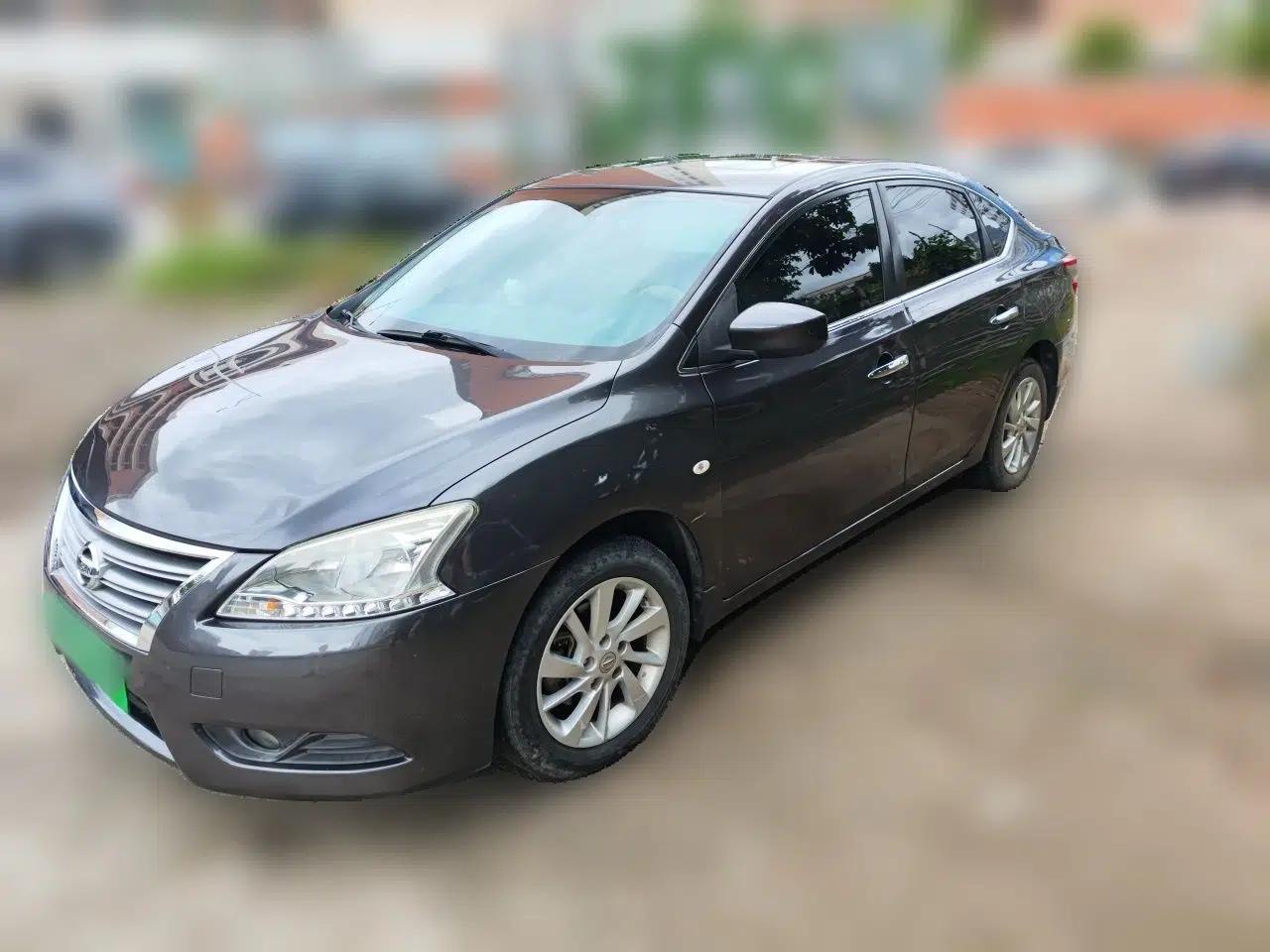 Nissan Sylphy 2014 1.6XV CVT Deluxe Edition — миниатюра 1