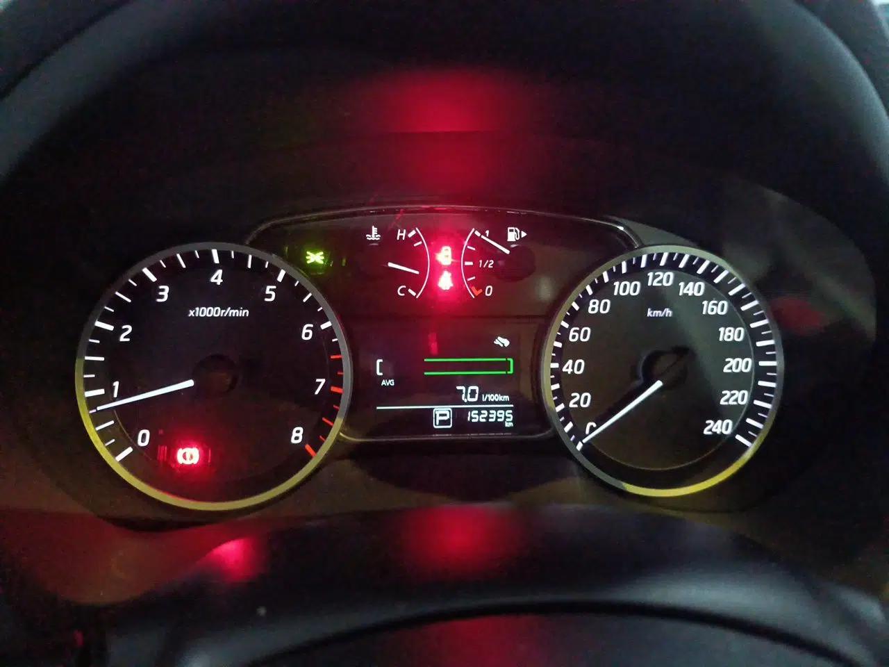 Nissan Sylphy 2016 1.6XV CVT Smart Enjoyment Version — миниатюра 11