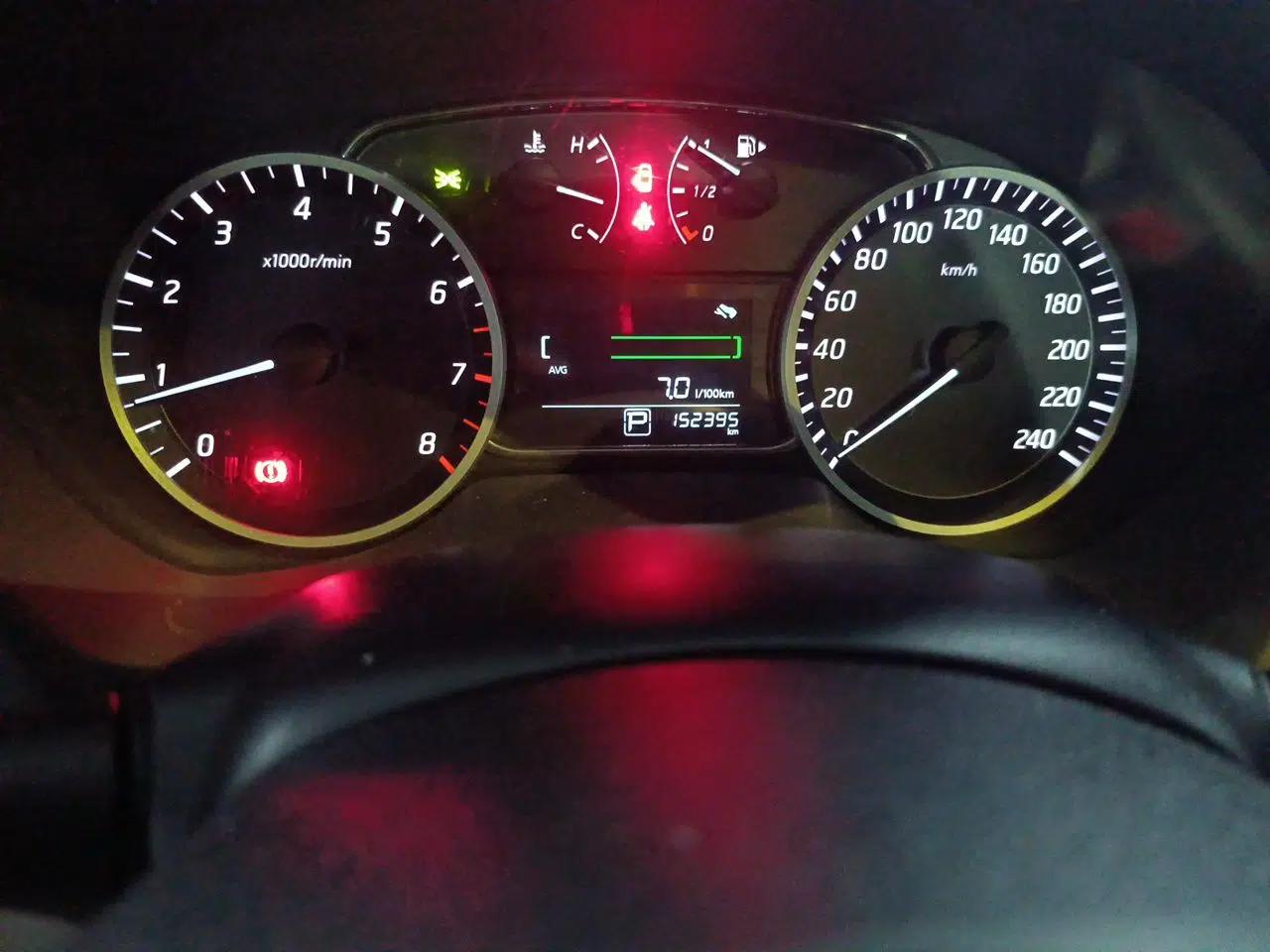 Nissan Sylphy 2016 1.6XV CVT Smart Enjoyment Version — миниатюра 12