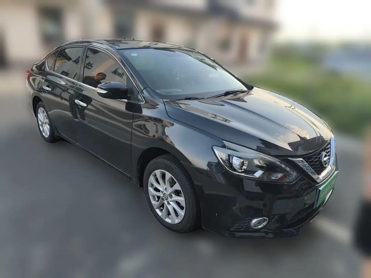 Nissan Sylphy 2018 1.6XV CVT Deluxe Edition — миниатюра 3